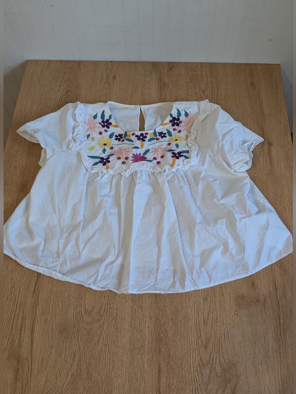 Zara White Cotton Blouse with Multicolor Floral Embroidery